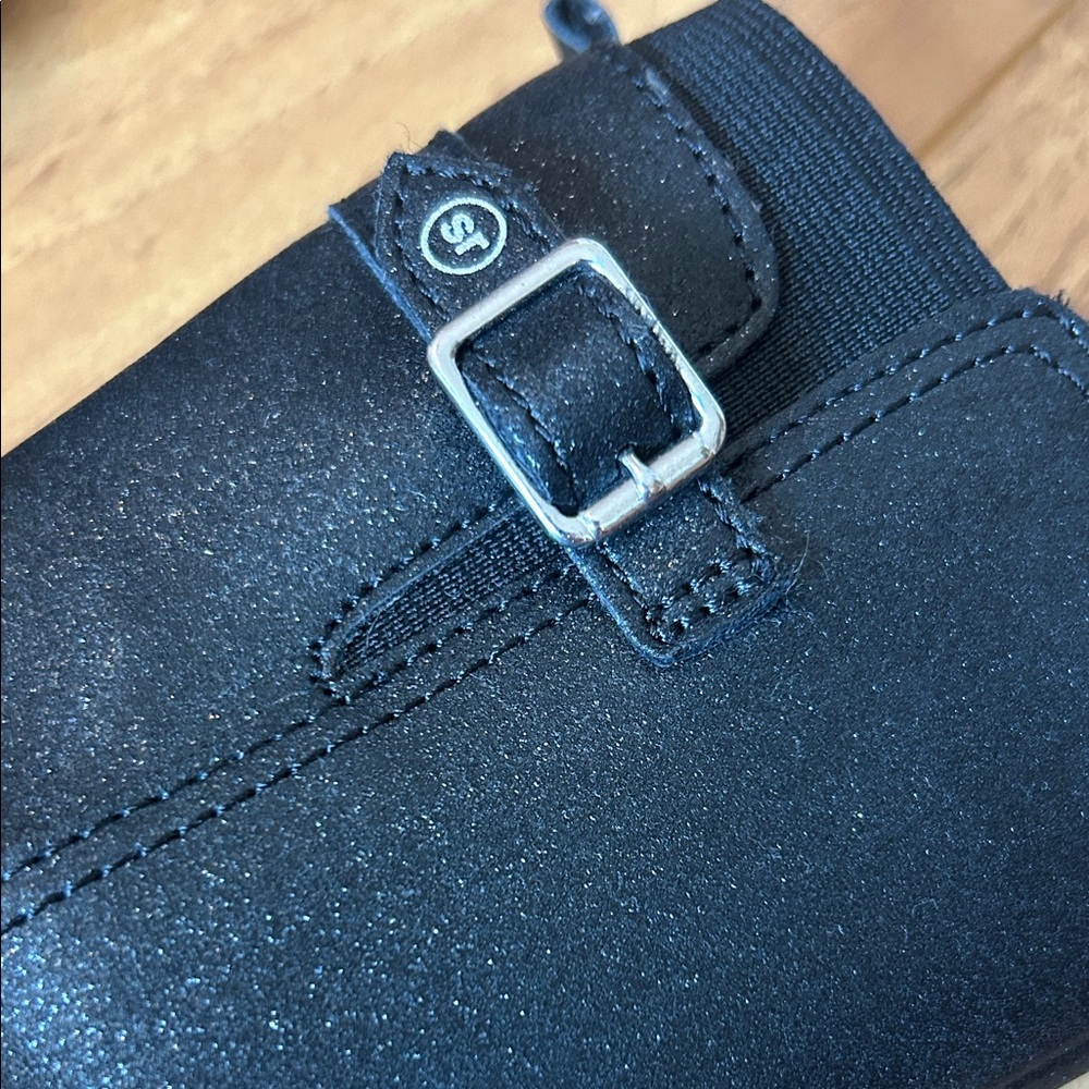 Stride Rite Black Kids Boots - Picture 4 of 6